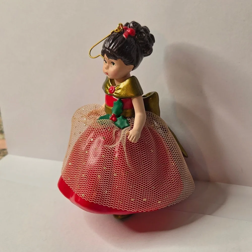 Hallmark Keepsake 2023 Madame Alexander Golden Holiday Celebration Ornament 28th